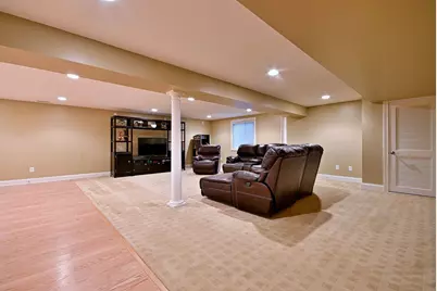 712 Brighton Drive, Sugar Grove, IL 60554 - Photo 39