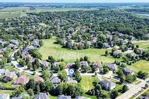 712 Brighton Dr, Sugar Grove, IL 60554 - Photo 47