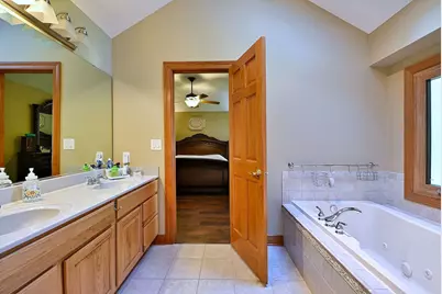 712 Brighton Drive, Sugar Grove, IL 60554 - Photo 27