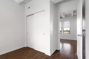 1325 W Wilson Ave, Chicago, IL 60640 - Photo 9