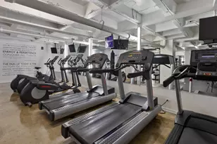 1325 W Wilson Ave, Chicago, IL 60640 - Photo 17