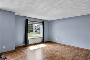 5706 Heaton Ct, Rockford, IL 61109 - Photo 7