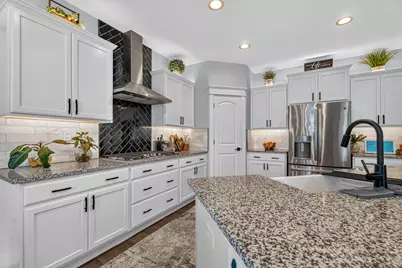 419 Zachary Drive, Hampshire, IL 60140 - Photo 9