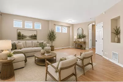 352 N Cornerstone Drive, Volo, IL 60020 - Photo 5