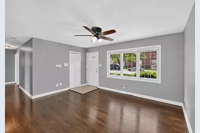17427 Lorenz Avenue, Lansing, IL 60438 - Photo 3