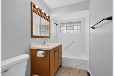 17427 Lorenz Avenue, Lansing, IL 60438 - Photo 13