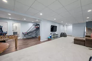 609 N Carlyle Ln, Arlington Heights, IL 60004 - Photo 33