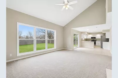 3113 Cherry Hills Drive, Champaign, IL 61822 - Photo 3