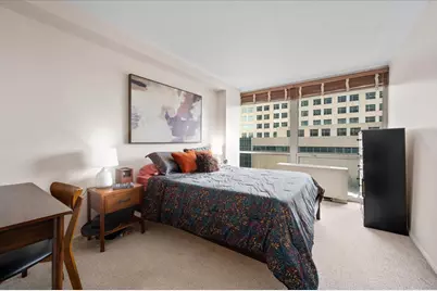 330 W Diversey Parkway #706, Chicago, IL 60657 - Photo 13