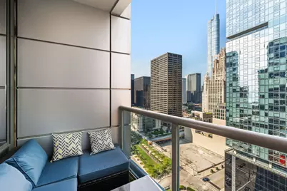 240 E Illinois Street #1802, Chicago, IL 60611 - Photo 9