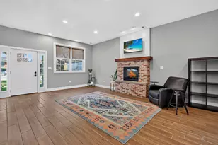 1204 Division St, Melrose Park, IL 60160 - Photo 3
