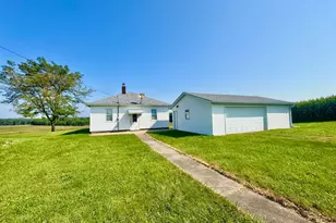 2531 115th Ave, Viola, IL 61486 - Photo 5