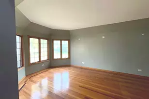 1575 Benton St, Crete, IL 60417 - Photo 13