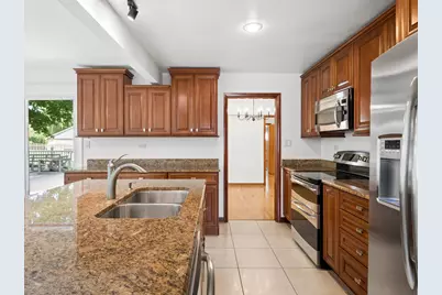 1301 W 54th Street, La Grange Highlands, IL 60525 - Photo 5