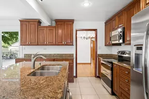 1301 W 54th St, La Grange Highlands, IL 60525 - Photo 5