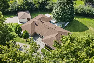 1301 W 54th St, La Grange Highlands, IL 60525 - Photo 19
