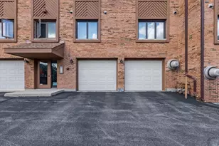 7970 Garfield Ave, Burr Ridge, IL 60527 - Photo 19