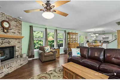1402 Benton Drive, Lake Villa, IL 60046 - Photo 9