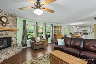 1402 Benton Dr, Lake Villa, IL 60046 - Photo 9