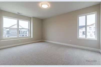 164 Roman Lane, Hawthorn Woods, IL 60047 - Photo 15