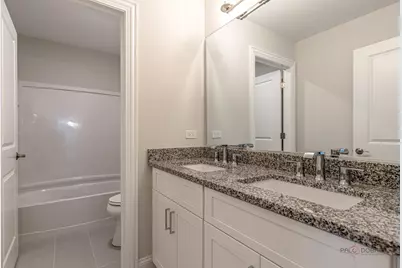 164 Roman Lane, Hawthorn Woods, IL 60047 - Photo 17