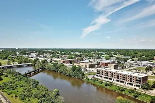 160 S River St, Aurora, IL 60506 - Photo 17