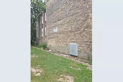 837 N Lawndale Street, Chicago, IL 60624 - Photo 3