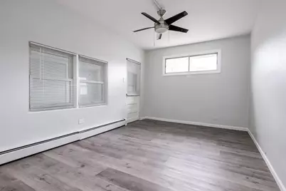 931 Dunlop Avenue #Coach, Forest Park, IL 60130 - Photo 3