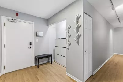 445 Sherman Avenue #302, Evanston, IL 60202 - Photo 5