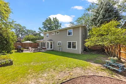 1725 Maple Leaf Court, Wheaton, IL 60187 - Photo 33