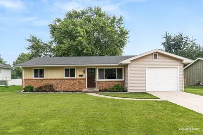 2160 W Illinois Avenue, Aurora, IL 60506 - Photo 1