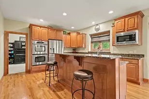 176 Amherst Cir, Oswego, IL 60543 - Photo 13