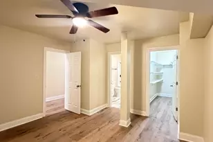 6751 S Ridgeland Ave, Chicago, IL 60649 - Photo 9