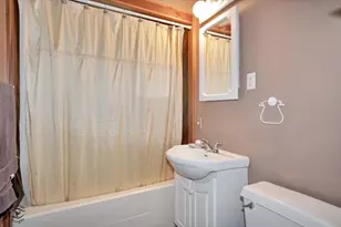 324 Marquette St, Park Forest, IL 60466 - Photo 23