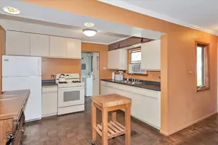 324 Marquette St, Park Forest, IL 60466 - Photo 11