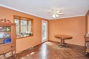 324 Marquette St, Park Forest, IL 60466 - Photo 7