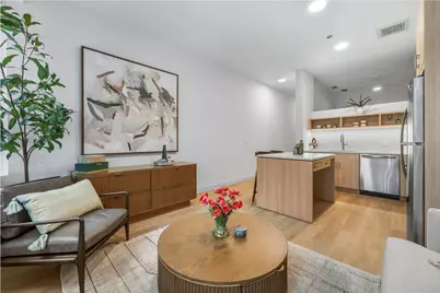 111 W Illinois Street #1005, Chicago, IL 60654 - Photo 3
