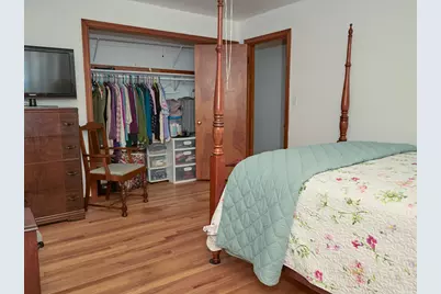306 Shooting Park Road, Peru, IL 61354 - Photo 13