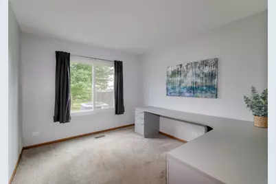 220 W Meadow Drive, Cortland, IL 60112 - Photo 9