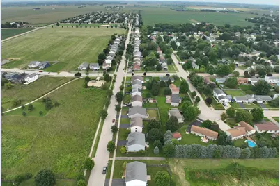 220 W Meadow Drive, Cortland, IL 60112 - Photo 21
