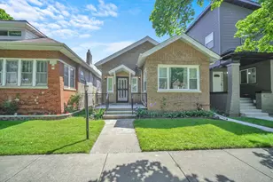 7707 S Ridgeland Ave, Chicago, IL 60649 - Photo 1