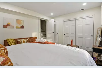 366 N Hemlock Avenue, Wood Dale, IL 60191 - Photo 21