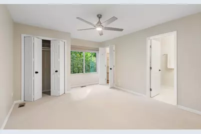 25 Shoreline Road #B, Lake Barrington, IL 60010 - Photo 9