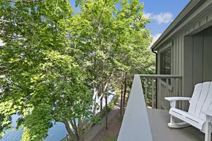 25 Shoreline Rd, Lake Barrington, IL 60010 - Photo 17