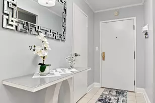 1415 E Central Rd, Arlington Heights, IL 60005 - Photo 3