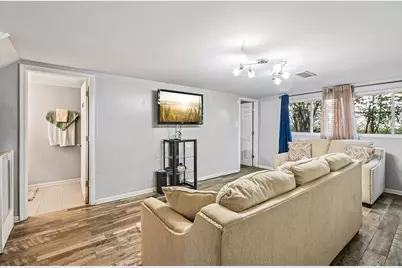 19030 Anthony Avenue, Country Club Hills, IL 60478 - Photo 21