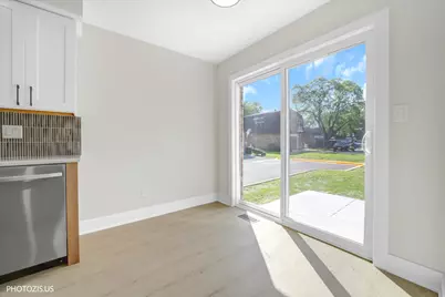 17W747 Standish Lane, Villa Park, IL 60181 - Photo 11