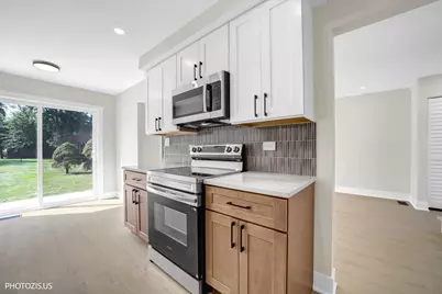 17W747 Standish Lane, Villa Park, IL 60181 - Photo 15