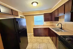 17123 Holmes Ave, Hazel Crest, IL 60429 - Photo 5