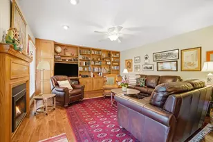 125 Manor Cir, Bloomington, IL 61704 - Photo 21